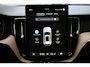 Volvo XC60 2.0 T8 Plug-in hybrid AWD Ultra Black Edition Luchtvering | Bowers & Wilkins