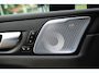 Volvo XC60 2.0 T8 Plug-in hybrid AWD Ultra Black Edition Luchtvering | Bowers & Wilkins