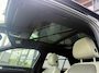 Volkswagen T-Roc 1.5 TSI Style Business/ Panorama dak/ Virtual dashboard/leder/ Dodehoek