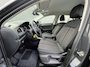 Volkswagen T-Roc 1.5 TSI Style Business / 1.500 kg trekgewicht / Elektrische klep / Adaptieve CC / Airco / Navigatie / Apple Carplay Android / 17" LM wielen /