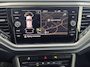 Volkswagen T-Roc 1.5 TSI Style Business / 1.500 kg trekgewicht / Elektrische klep / Adaptieve CC / Airco / Navigatie / Apple Carplay Android / 17" LM wielen /