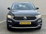 Volkswagen T-Roc 1.5 TSI Style Business / 1.500 kg trekgewicht / Elektrische klep / Adaptieve CC / Airco / Navigatie / Apple Carplay Android / 17" LM wielen /