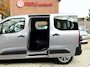 Citroën Berlingo 110 Pk Benzine * 5-Persoons * Hoge Zit & Super Praktisch * * Airco * Trekhaak * Navigatie & Spotify op Touchscreen via Appple Carplay / Android Auto * Parkeersensoren * Vingerhoets; Vierde Generatie Eersteklas Service. Al meer dan 100 jaar een begrip in de Brabantse Kempen