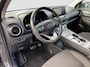 Hyundai Kona Electric EV 39 kWh 136pk Comfort SOH 93% | 3-fase laden |  Camera | Carplay | Parkeersensoren | Bestuurdersstoel in hoogte verstelbaar | Climate controle | Adaptive Cruise controle