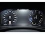 Volvo XC40 T3 Momentum Pro | Achteruitrij Camera | 100% Dealeronderhouden | Stoel Verwarming | Voorruit verwarming | 18"LM Velgen | Parkeer sensoren V+A | Trekhaak | Extra Donker Glas Achter |