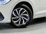 Volkswagen Polo 1.0 TSI Life Edition | Android Auto/Apple Carplay | LM Velgen 15" | Achteruitrijcamera | PDC Achter | Cruise Control Adaptief | Airco |