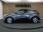Toyota C-HR / C-HR+ 1.8 Hybrid Style - ORIGINEEL NEDERLANDSE AUTO - AFNEEMBARE TREKHAAK 725 KG GEREMD TREKGEWICHT - PARKEERSENSOREN VOOR EN ACHTER - JBL GELUIDINSTALLATIE - DODEHOEK DETECTIE - STUUR & STOEL VERWARMING