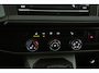 Volkswagen Transporter 2.0 TDI 200PK | Automaat | Airco | Cruise | Carplay | Camera | 2x Schuifdeur | 3 Zits | Trekhaak | LED