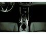 Toyota Corolla Cross Hybrid 200 Style | Stoelverwarming | Parkeersensoren | Half lederen bekleding | Licht metalen velgen | Elektrische achterklep |