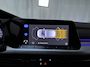 Volkswagen Golf 1.0 eTSI DSG Life Business Alcantara Sfeerverlichting Navigatie Stoelverwarming