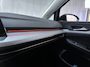 Volkswagen Golf 1.0 eTSI DSG Life Business Alcantara Sfeerverlichting Navigatie Stoelverwarming