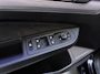 Volkswagen Golf 1.0 eTSI DSG Life Business Alcantara Sfeerverlichting Navigatie Stoelverwarming