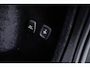 Volvo V60 2.0 T8 Plug-in Hybrid AWD Plus Dark | SOH 100% | Trekhaak | Sportstoelen | Panoramadak | Harman Kardon Audio | Head-up Display | 360 Graden Camera | Stoelverwarming voor en achter | Keyless Entry | Elektrische Achterklep | Elektrisch Verstelbare Voorstoelen | Cruise Control Adaptief | BLIS | Google Navigatie | Apple Carplay | Android Auto