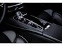 Volvo V60 2.0 T8 Plug-in Hybrid AWD Plus Dark | SOH 100% | Trekhaak | Sportstoelen | Panoramadak | Harman Kardon Audio | Head-up Display | 360 Graden Camera | Stoelverwarming voor en achter | Keyless Entry | Elektrische Achterklep | Elektrisch Verstelbare Voorstoelen | Cruise Control Adaptief | BLIS | Google Navigatie | Apple Carplay | Android Auto