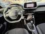 Peugeot 208 Benzine 75 Pk 5-Deurs * Luxe * Style Edition * * Navigatie * Airco * Cruise Control * L.M. Velgen * Parkeersensoren * Verkeersbordherkenning * Vingerhoets; Vierde Generatie Eersteklas Service. Al meer dan 100 jaar een begrip in de Brabantse Kempen