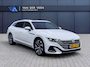 Volkswagen Arteon 1.4 TSI eHybrid R-Line Business+ | Incl. 12 maanden Garantie | SOH 99% | Stoel verwarming v/a | Achteruitrijcamera | Adaptive cruise controle | Parkeersensoren V+A | Navigatie | Apple CarPlay/Android Auto | Draadloze telefoonlader | Climate controle | Lane assist | Keyless entry/start | 19 Inch LMV | Schakelmogelijkheid aan stuurwiel | Panoramadak | bestuurdersstoel met massage | DAB | Elektrische kofferbakklep | Parkeerassistent | Bluetooth | Isofix |