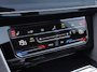 Volkswagen Arteon 1.4 TSI eHybrid R-Line Business+ | Incl. 12 maanden Garantie | SOH 99% | Stoel verwarming v/a | Achteruitrijcamera | Adaptive cruise controle | Parkeersensoren V+A | Navigatie | Apple CarPlay/Android Auto | Draadloze telefoonlader | Climate controle | Lane assist | Keyless entry/start | 19 Inch LMV | Schakelmogelijkheid aan stuurwiel | Panoramadak | bestuurdersstoel met massage | DAB | Elektrische kofferbakklep | Parkeerassistent | Bluetooth | Isofix |