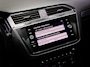 Volkswagen Tiguan 1.5 TSI ACT Highline Business R-Line (PANO, TREKHAAK, ADAPTIVE CRUISE, APPLE CARPLAY/ANDROID AUTO, 360 CAMERA)