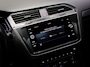 Volkswagen Tiguan 1.5 TSI ACT Highline Business R-Line (PANO, TREKHAAK, ADAPTIVE CRUISE, APPLE CARPLAY/ANDROID AUTO, 360 CAMERA)