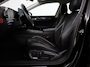 Volkswagen Passat Variant 1.5 eTSI MHEV Elegance | Leder/alcantara | Adaptive cruise | Head-up | Stuur/stoelverwarming | Camera | Park assist | Sfeerverlichting | Carplay