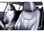 BMW X4 xDrive20i High Executive xLine - Trekhaak - Panoramadak - Active Cruise Control - Head up - Elektrisch verwarmde voorstoelen - Comfort Access - Adaptieve LED koplampen -
