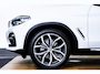 BMW X4 xDrive20i High Executive xLine - Trekhaak - Panoramadak - Active Cruise Control - Head up - Elektrisch verwarmde voorstoelen - Comfort Access - Adaptieve LED koplampen -