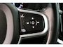 Volvo V60 2.0 T5 Momentum | Panoramadak | Harman Kardon | Navigatie | Leder | Adaptieve cruise | AppleCarplay AndroidAuto | 19"Lichtmetaal |