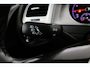 Volkswagen Golf 1.0 TSI Connected Series Automaat, Navigatie, Airco