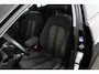 Volkswagen Golf 1.0 TSI Connected Series Automaat, Navigatie, Airco