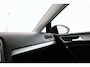 Volkswagen Golf 1.0 TSI Connected Series Automaat, Navigatie, Airco