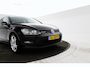 Volkswagen Golf 1.0 TSI Connected Series Automaat, Navigatie, Airco