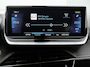 Peugeot e-2008 SUV EV Allure Pack 50 kWh 136pk | Accu 91% | Navigatie | Achteruitrijcamera | 3D Cockpit | Climate Control | Cruise Control | Parkeersensoren | Stoelverwarming | Keyless start | Bluetooth | Apple CarPlay / Android Auto | DAB+ radio | Elektrisch inklapbare spiegels | Donker getint glas | 17" lichtmetalen velgen |