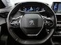 Peugeot e-2008 SUV EV Allure Pack 50 kWh 136pk | Accu 91% | Navigatie | Achteruitrijcamera | 3D Cockpit | Climate Control | Cruise Control | Parkeersensoren | Stoelverwarming | Keyless start | Bluetooth | Apple CarPlay / Android Auto | DAB+ radio | Elektrisch inklapbare spiegels | Donker getint glas | 17" lichtmetalen velgen |