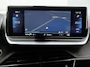 Peugeot e-2008 SUV EV Allure Pack 50 kWh 136pk | Accu 91% | Navigatie | Achteruitrijcamera | 3D Cockpit | Climate Control | Cruise Control | Parkeersensoren | Stoelverwarming | Keyless start | Bluetooth | Apple CarPlay / Android Auto | DAB+ radio | Elektrisch inklapbare spiegels | Donker getint glas | 17" lichtmetalen velgen |