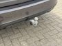Volvo V90 T8 Plug-in hybrid AWD Ultra Dark | Bowers & Wilkins Premium Audio | Luchtvering | Gelamineerde zijruiten | Semi-Electrische wegklapbare trekhaak | 20" Lichtmetalen velgen | Massage in voorstoelen | Stoelventilatie | Stoelverwarming | 360° Parkeercamera