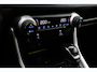 Toyota RAV4 2.5 Hybrid 2WD Bi-Tone | Panoramadak | Trekhaak | Leder | JBL | Navigatie | Stoelverwarming | Parkeersensoren voor/achter | Camera | BearLock | Apple Carplay / Android Auto | 18 inch