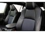 Toyota RAV4 2.5 Hybrid 2WD Bi-Tone | Panoramadak | Trekhaak | Leder | JBL | Navigatie | Stoelverwarming | Parkeersensoren voor/achter | Camera | BearLock | Apple Carplay / Android Auto | 18 inch