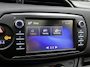 Toyota Yaris 1.5 Hybrid Executive | Dealer Onderhouden | Panoramadak | Navigatie | Climate Control | Cruise Control | Half lederen bekleding | Armsteun | Buitenspiegels elektrisch inklap/verstelbaar | Keyless Entry/Start |