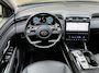 Hyundai Tucson 1.6 T-GDI 265pk PHEV Premium 4WD | Leder | 360 camera | Navigatie | Adaptieve cruise | Lane assist | 19 inch velgen | Keyless | LED | DAB | Stoelverwarming voor&achter | Stoelventilatie | Stuurverwarming | Memory | Elektrische achterklep | Krell audio | Volledig dealeronderhouden | Fabrieksgarantie