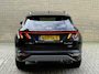 Hyundai Tucson 1.6 T-GDI 265pk PHEV Premium 4WD | Leder | 360 camera | Navigatie | Adaptieve cruise | Lane assist | 19 inch velgen | Keyless | LED | DAB | Stoelverwarming voor&achter | Stoelventilatie | Stuurverwarming | Memory | Elektrische achterklep | Krell audio | Volledig dealeronderhouden | Fabrieksgarantie