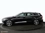 Volvo V60 2.0 T6 Plug-in hybrid AWD Plus Bright | Panoramadak | SOH 96,8% | Adaptieve Cruise | BLISS | Verwarmbare Voorstoelen & Stuurwiel | Verwarmbare Achterbank | 19" Velgen | Stoelventilatie