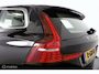 Volvo V60 2.0 T6 Plug-in hybrid AWD Plus Bright | Panoramadak | SOH 96,8% | Adaptieve Cruise | BLISS | Verwarmbare Voorstoelen & Stuurwiel | Verwarmbare Achterbank | 19" Velgen | Stoelventilatie