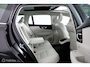 Volvo V60 2.0 T6 Plug-in hybrid AWD Plus Bright | Panoramadak | SOH 96,8% | Adaptieve Cruise | BLISS | Verwarmbare Voorstoelen & Stuurwiel | Verwarmbare Achterbank | 19" Velgen | Stoelventilatie