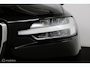 Volvo V60 2.0 T6 Plug-in hybrid AWD Plus Bright | Panoramadak | SOH 96,8% | Adaptieve Cruise | BLISS | Verwarmbare Voorstoelen & Stuurwiel | Verwarmbare Achterbank | 19" Velgen | Stoelventilatie