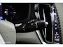 Volvo V60 2.0 T6 Plug-in hybrid AWD Plus Bright | Panoramadak | SOH 96,8% | Adaptieve Cruise | BLISS | Verwarmbare Voorstoelen & Stuurwiel | Verwarmbare Achterbank | 19" Velgen | Stoelventilatie