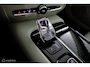 Volvo V60 2.0 T6 Plug-in hybrid AWD Plus Bright | Panoramadak | SOH 96,8% | Adaptieve Cruise | BLISS | Verwarmbare Voorstoelen & Stuurwiel | Verwarmbare Achterbank | 19" Velgen | Stoelventilatie