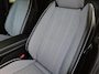 Renault Megane E-Tech comfort range techno 60 kWh / SOH 93% / Dealer onderhouden / CCS snellader / Stuur- & Stoelverwarming / warmtepomp / Apple Carplay Android Auto / Adaptief cruise control / Achteruitrijcamera / Draadloze telefoon lader /