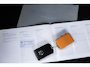 Volvo XC40 B4 Plus Dark | Trekhaak, inklapbaar | Panoramisch schuif-/ kanteldak | Stoel-/ stuurwielverwarming | Premium audio by Harman Kardon | Elektrisch verstelbare voorstoelen met geheugenfunctie | Apple carplay/Android auto | Pilot assist | 18 inch. lichtmetalen velgen | Extra getint glas | Verwarmde voorruit