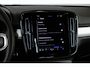 Volvo XC40 B4 Plus Dark | Trekhaak, inklapbaar | Panoramisch schuif-/ kanteldak | Stoel-/ stuurwielverwarming | Premium audio by Harman Kardon | Elektrisch verstelbare voorstoelen met geheugenfunctie | Apple carplay/Android auto | Pilot assist | 18 inch. lichtmetalen velgen | Extra getint glas | Verwarmde voorruit