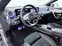 Mercedes-Benz 200-Serie CLA250e AMG Plugin Hybride 250e AMG // SoH 92,2% // Keyless Entry // Sfeerverlichting // Camera // 19" AMG Velgen // Apple Carplay // Android Auto // Privacy Glas
